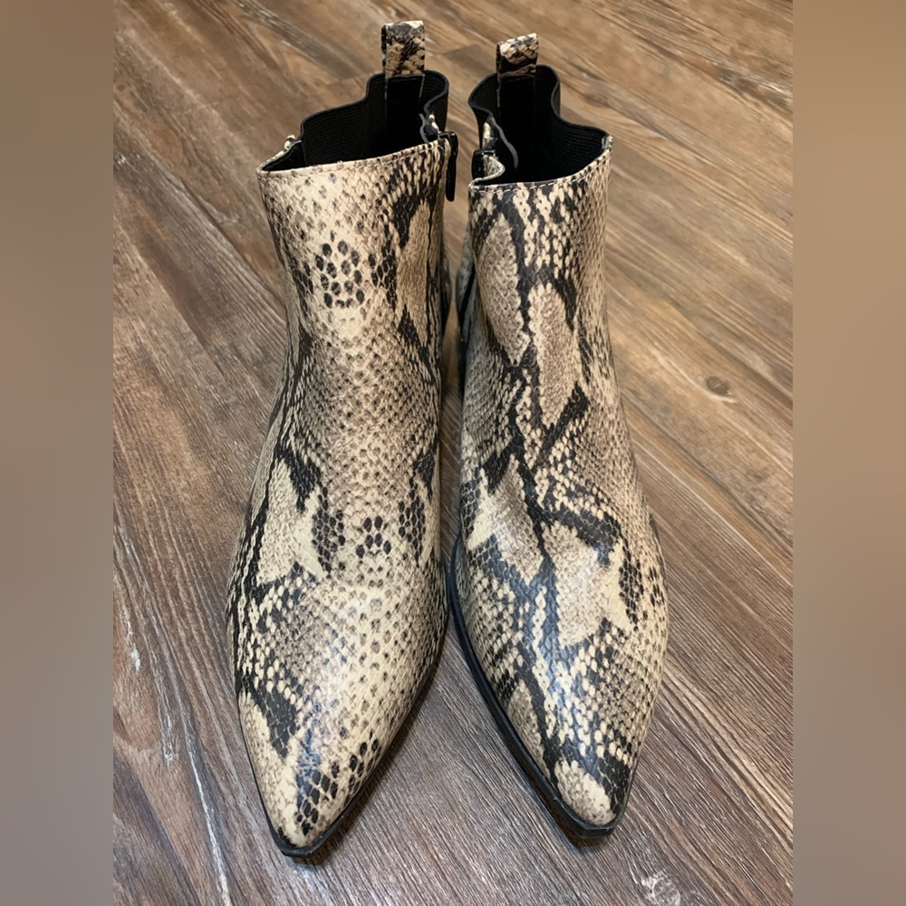 Parker & Sky - Snake Look - Ankle Boots